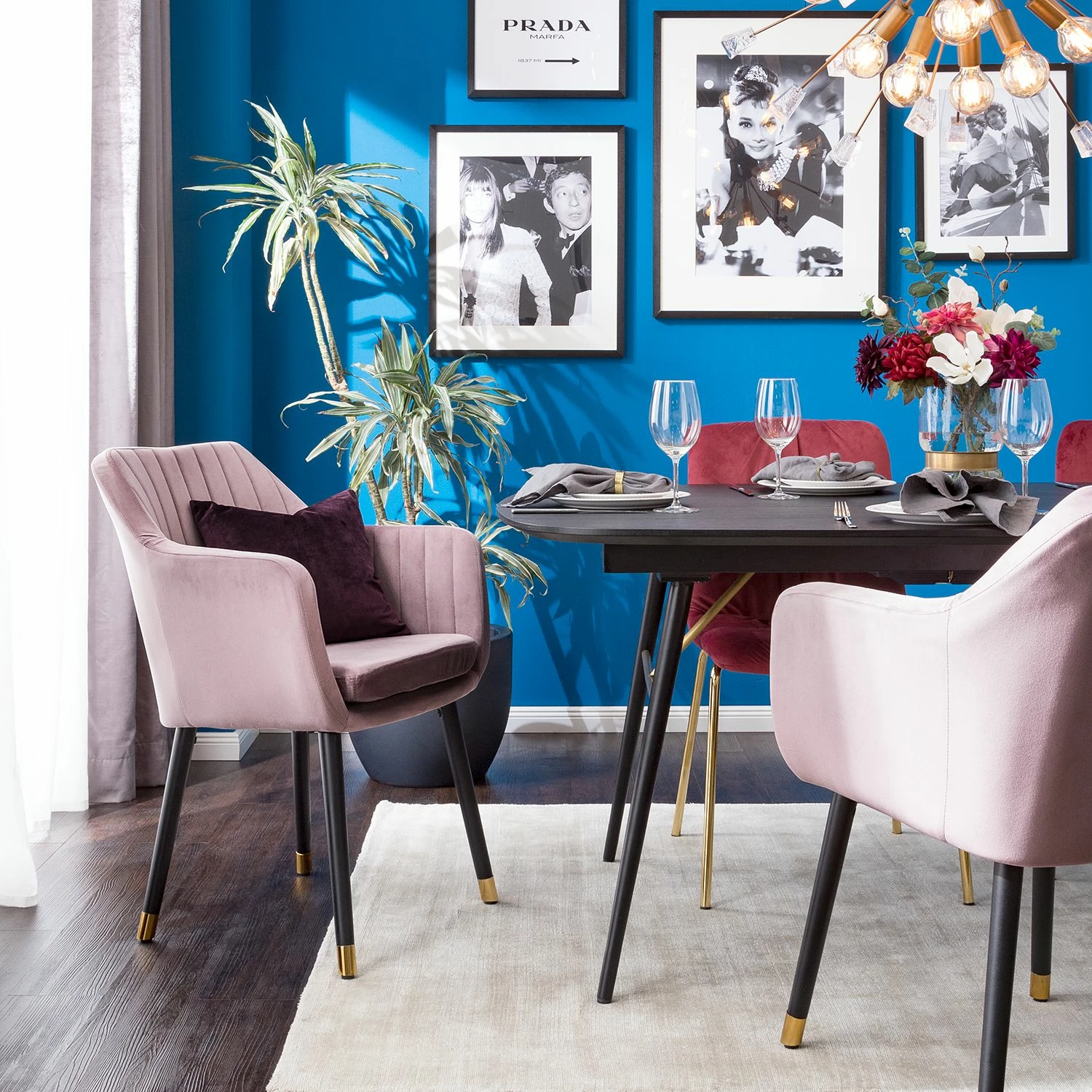 Jack & Alice Chaise avec accoudoirs Leezy G - Chêne massif / Velours - Rose vieilli / Noir 4 Jack & Alice Chaise avec accoudoirs Leezy G - Chêne massif / Velours - Rose vieilli / Noir – Image 2