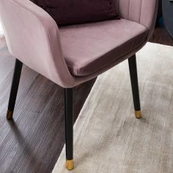 Jack & Alice Chaise avec accoudoirs Leezy G - Chêne massif / Velours - Rose vieilli / Noir 23 Jack & Alice Chaise avec accoudoirs Leezy G - Chêne massif / Velours - Rose vieilli / Noir -Chaises Boutique 1000123838 190327 07511500011 GALLERYIMAGES P000000001000123838