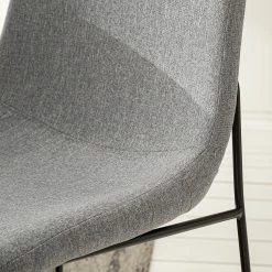 Fredriks Chaise capitonnée Molong - Tissu / Métal - Gris / Noir 22 Fredriks Chaise capitonnée Molong - Tissu / Métal - Gris / Noir -Chaises Boutique 1000161907 200211 15372500005 DETAILS P000000001000161907