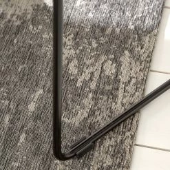 Fredriks Chaise capitonnée Molong - Tissu / Métal - Gris / Noir 24 Fredriks Chaise capitonnée Molong - Tissu / Métal - Gris / Noir -Chaises Boutique 1000161907 200211 15372500007 DETAILS P000000001000161907