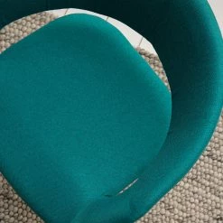 Mørteens Chaise à accoudoirs Buggio - Tissu / Hévéa massif - Tissu Cors: Pétrole - 1 chaise -Chaises Boutique 1000164525 210602 06321400006 DETAILS P000000001000164525