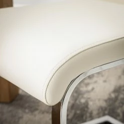 Fredriks Chaises cantilever Nevia I - Imitation cuir / Métal - Chrome - Cuir synthétique Aleli: Créme - Lot de 2 23 Fredriks Chaises cantilever Nevia I - Imitation cuir / Métal - Chrome - Cuir synthétique Aleli: Créme - Lot de 2 -Chaises Boutique 1000183823 200206 06303500056 DETAILS P000000001000183823