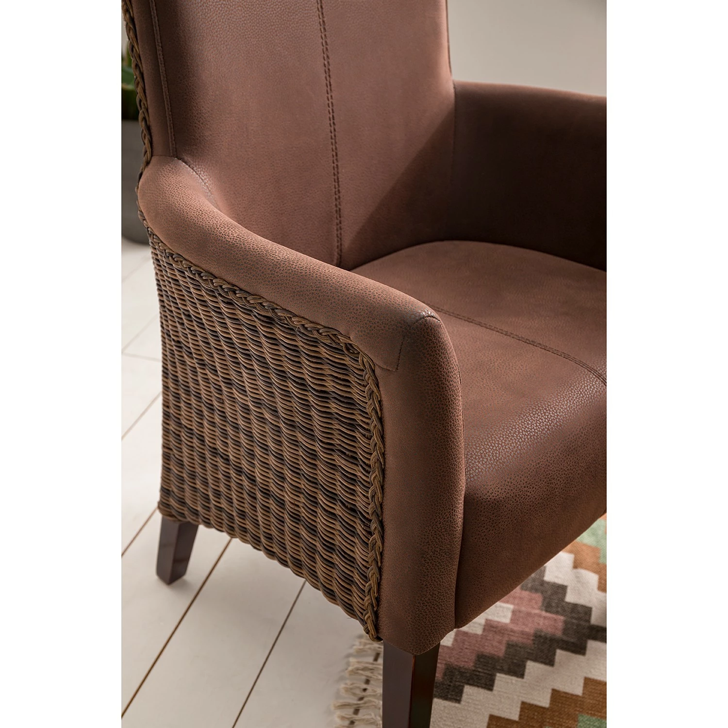 Ars Natura Chaises à accoudoirs Esquina - Imitation cuir / Rotin - Marron vintage / Marron clair chiné 12 Ars Natura Chaises à accoudoirs Esquina - Imitation cuir / Rotin - Marron vintage / Marron clair chiné – Image 10