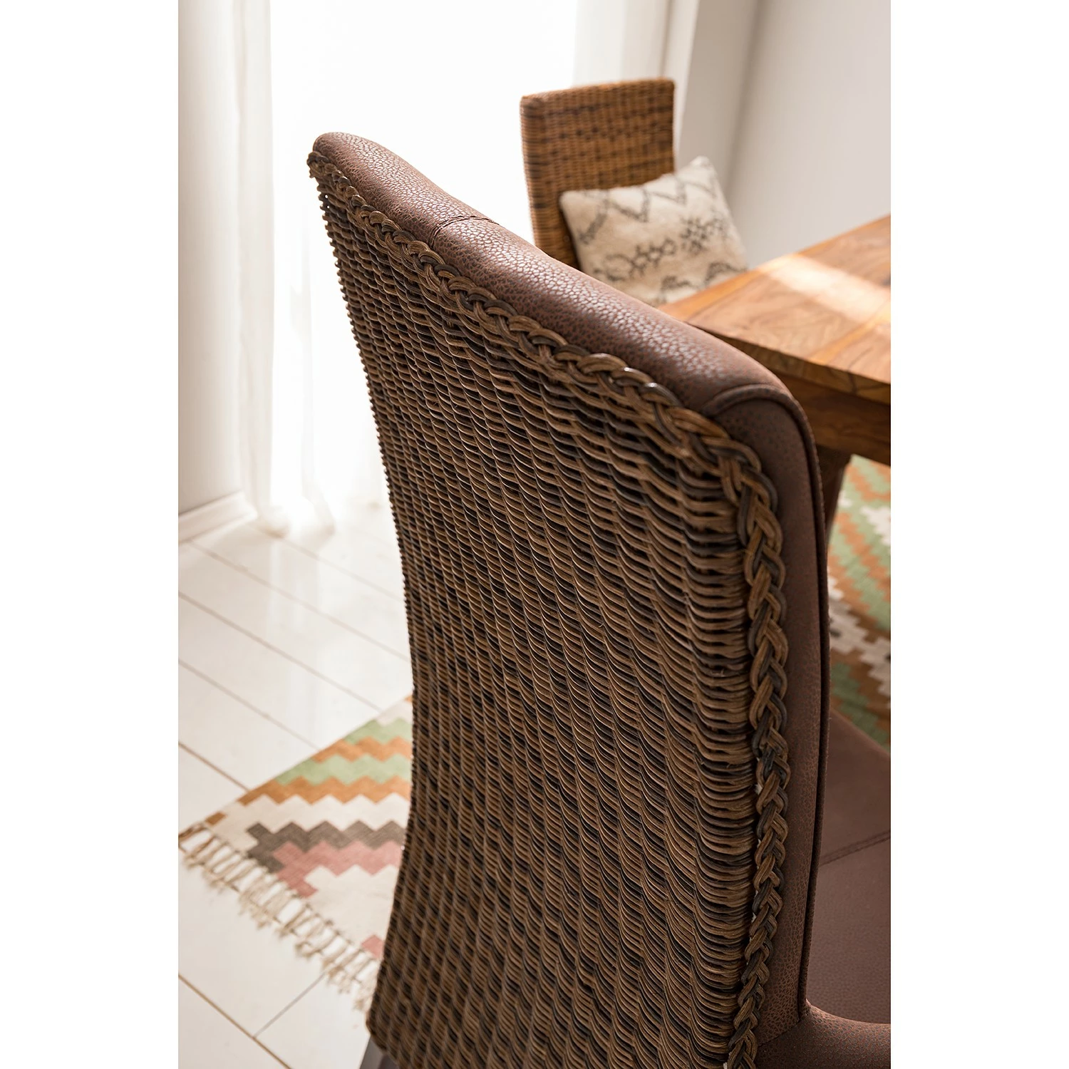 Ars Natura Chaises à accoudoirs Esquina - Imitation cuir / Rotin - Marron vintage / Marron clair chiné 16 Ars Natura Chaises à accoudoirs Esquina - Imitation cuir / Rotin - Marron vintage / Marron clair chiné – Image 14