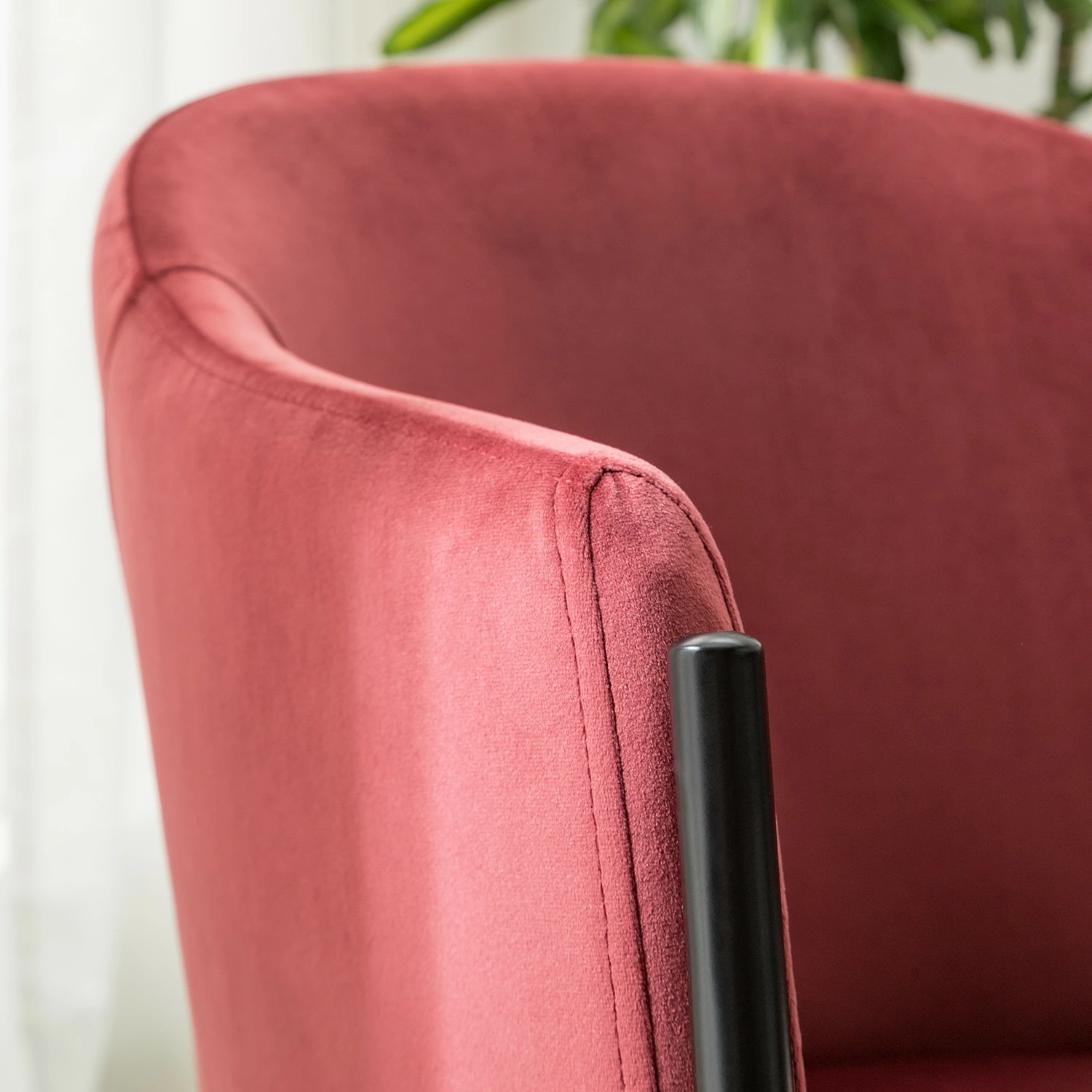 Mørteens Chaise à accoudoirs Koloa I - Velours / Acier - Bordeaux / Noir 9 Mørteens Chaise à accoudoirs Koloa I - Velours / Acier - Bordeaux / Noir – Image 7