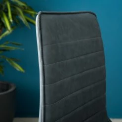 Mørteens Chaises cantilever Lylen (lot de 2) - Imitation cuir / Acier - Noir - Bleu vintage -Chaises Boutique 1000205096 201118 12545100003 DETAILS P000000001000205096