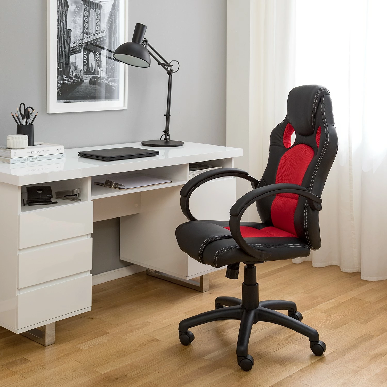 Furnitive Chaise gamer Livaro - Imitation cuir et mesh / Matière plastique - Noir / Rouge 4 Furnitive Chaise gamer Livaro - Imitation cuir et mesh / Matière plastique - Noir / Rouge – Image 2