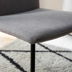 Fredriks Chaises Wines (lot de 2) - Tissu / Fer - Gris clair -Chaises Boutique 1000216623 210225 14254600004 DETAILS P000000001000216623