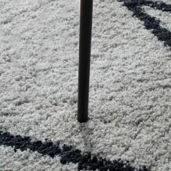 Fredriks Chaises Wines (lot de 2) - Tissu / Fer - Gris clair -Chaises Boutique 1000216623 210225 14254600005 DETAILS P000000001000216623