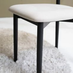 Mørteens Chaises Lolif I (lot de 2) - Tissu / Chêne massif - Beige / Noir -Chaises Boutique 1000244983 220406 031 DETAILS P000000001000244983