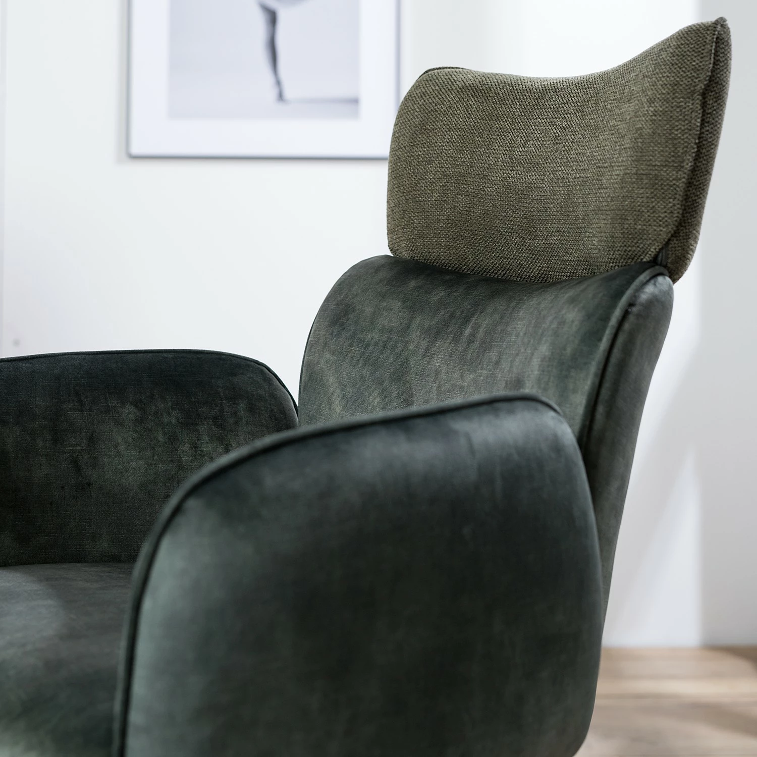 Jack & Alice Chaise à accoudoirs Aveluy - Velours et tissu / Métal - Vert foncé 11 Jack & Alice Chaise à accoudoirs Aveluy - Velours et tissu / Métal - Vert foncé – Image 9