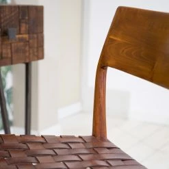 Ars manufacti Chaise Cerro - Cuir véritable / Teck massif - Cognac -Chaises Boutique 1000257232 220614 030 DETAILS P000000001000257232