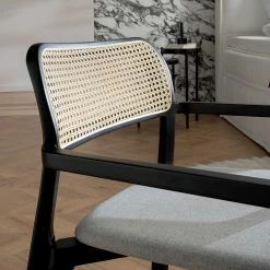 Studio Copenhagen Fauteuil de jardin Elena - Rotin et tissu / Hêtre massif - Gris lumineux 21 Studio Copenhagen Fauteuil de jardin Elena - Rotin et tissu / Hêtre massif - Gris lumineux -Chaises Boutique 1000273466 220823 024 MOOD DETAILS P000000001000273466 mood