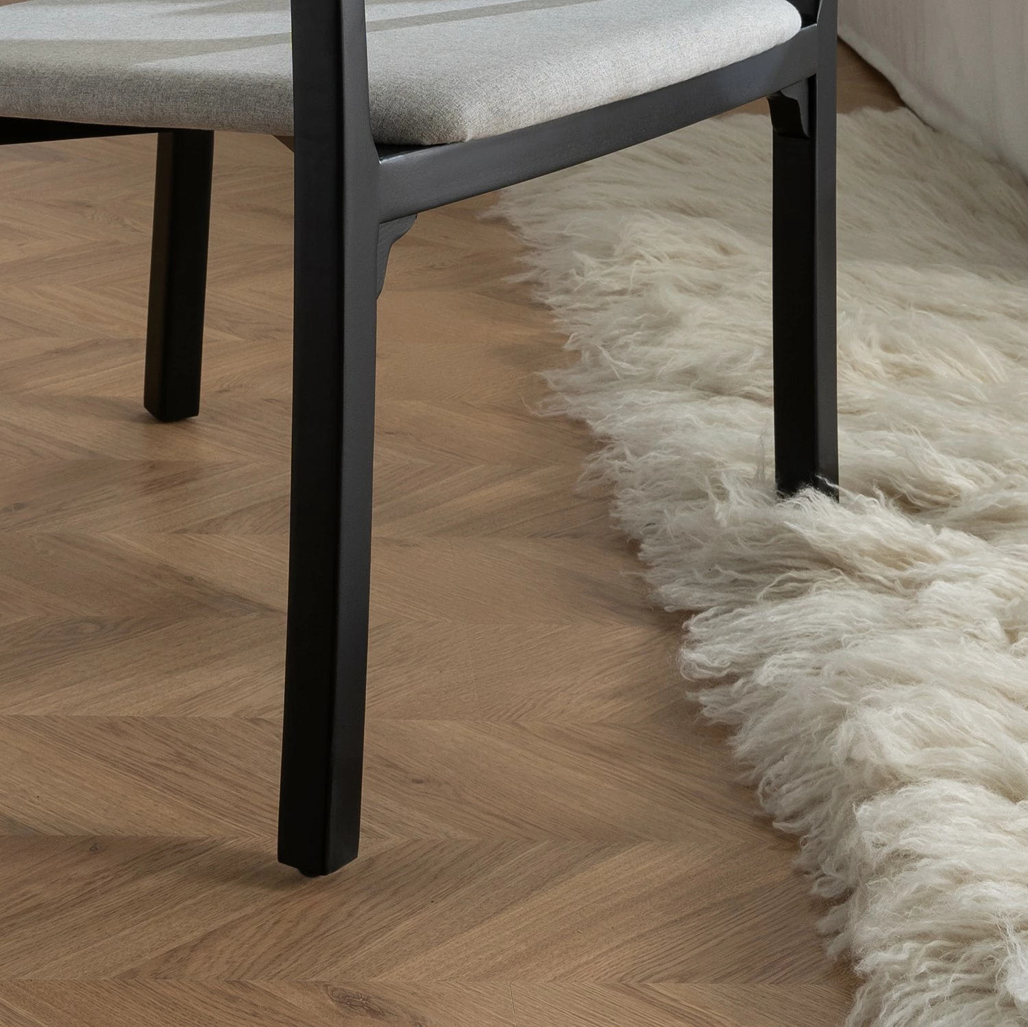 Studio Copenhagen Fauteuil de jardin Elena - Rotin et tissu / Hêtre massif - Gris lumineux 9 Studio Copenhagen Fauteuil de jardin Elena - Rotin et tissu / Hêtre massif - Gris lumineux – Image 7