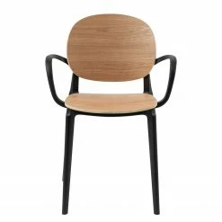 Studio Copenhagen Chaises à accoudoirs Day (lot de 2) - Contreplaqué / Matière plastique - Imitation chêne / Noir -Chaises Boutique 1000273479 220420 030 DETAILS P000000001000273479