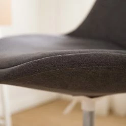 Mørteens Chaise pivotante Aledas II - Gris foncé - Blanc -Chaises Boutique 1000277902 220524 033 DETAILS P000000001000277902