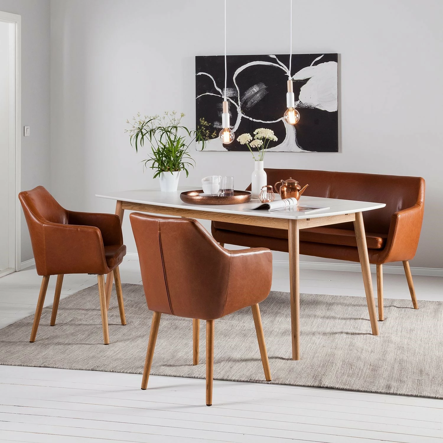 Mørteens Chaises à accoudoirs Nicholas - Cuir synthétique Aken: Cognac vintage - Lot de 2 4 Mørteens Chaises à accoudoirs Nicholas - Cuir synthétique Aken: Cognac vintage - Lot de 2 – Image 2