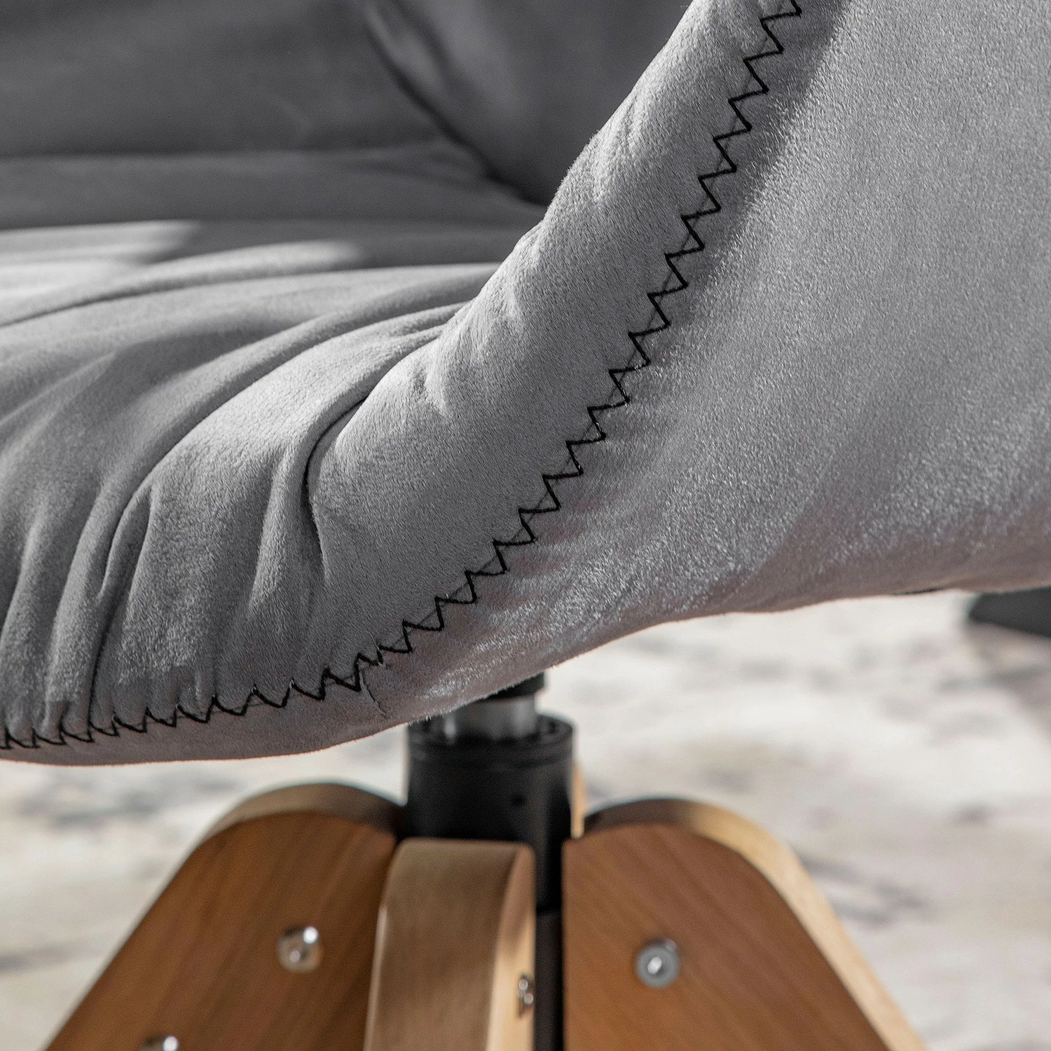 Red Living Chaise capitonnée Wilbur II - Platine 11 Red Living Chaise capitonnée Wilbur II - Platine – Image 9