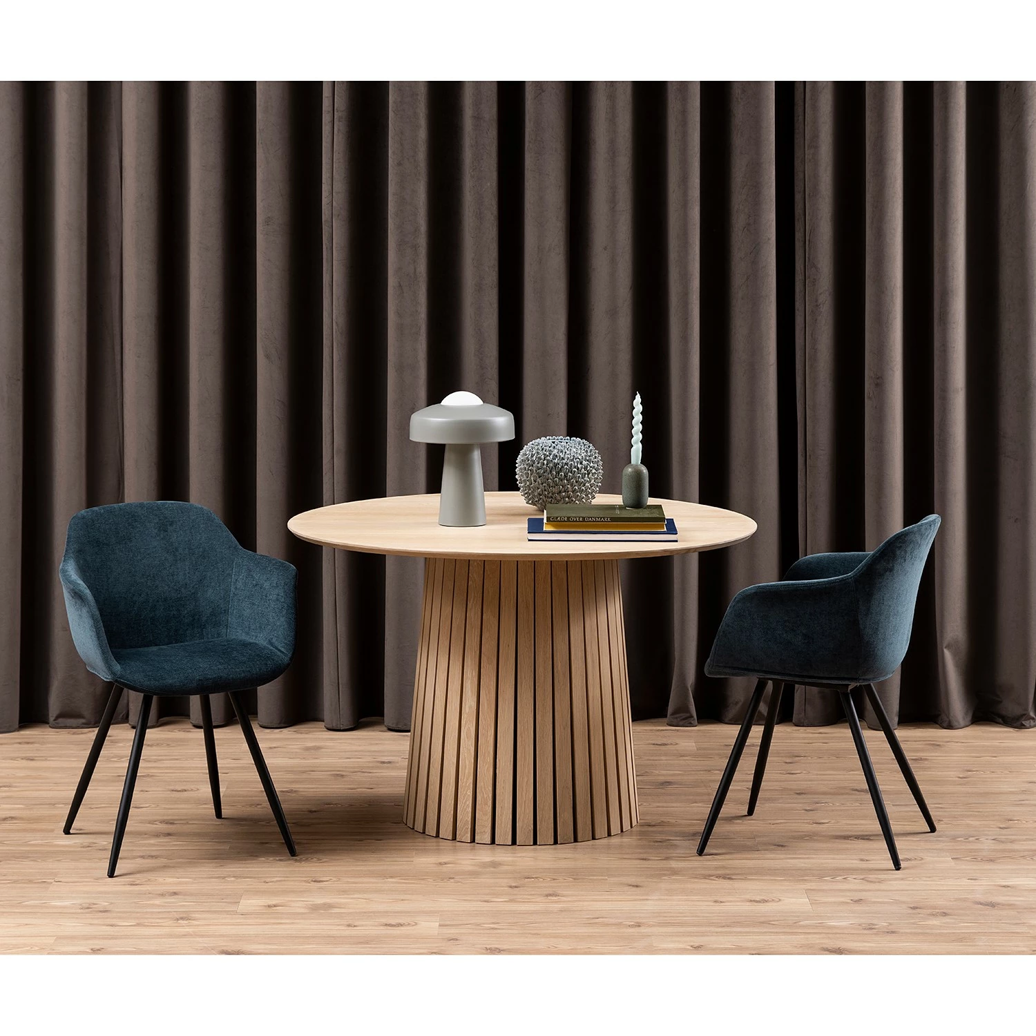 Loftscape Chaise à accoudoirs Gawler - Bleu foncé 4 Loftscape Chaise à accoudoirs Gawler - Bleu foncé – Image 2