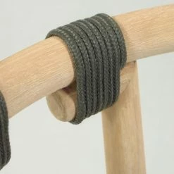 Loftscape Chaises à accoudoirs Puras (lot de 2) - Vert olive foncé -Chaises Boutique 1000340202 220414 060 DETAILS P000000001000340202