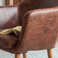 Mørteens Chaises à accoudoirs Nicholas - Cuir synthétique Aken: Marron vintage - 1 chaise -Chaises Boutique armlehnenstuhl nicholas i kunstleder schokolade 3784748